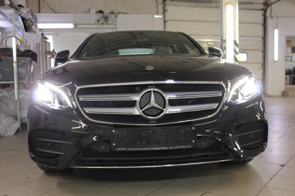 Установка охранного комплекса на Mercedes E-Class