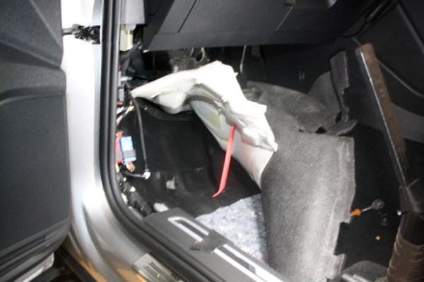 Шумоизоляция арок, локеров и багажника на Volkswagen Tiguan