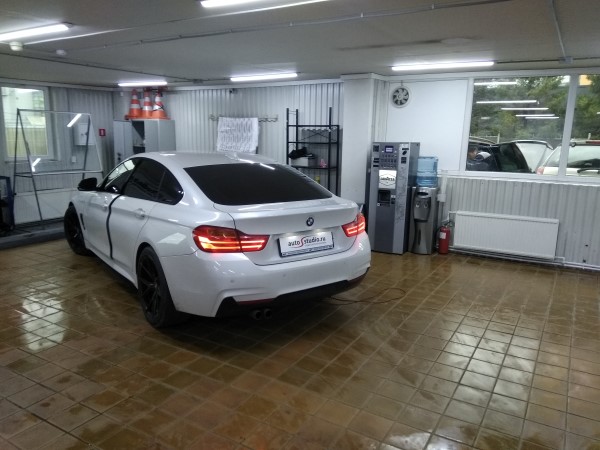 Установка охранного комплекса на BMW 4 Gran Coupe