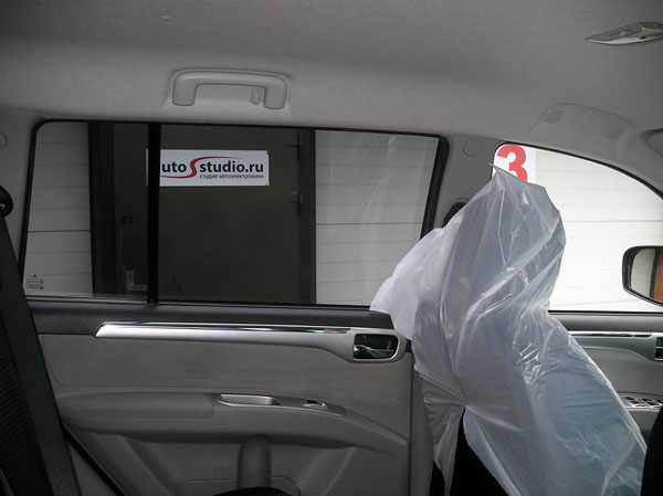 Установка охранного комплекса и тонирование стекол Mitsubishi Pajero Sport