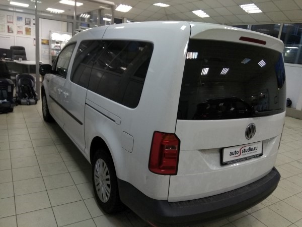 Тонировка Volkswagen Caddy 2010
