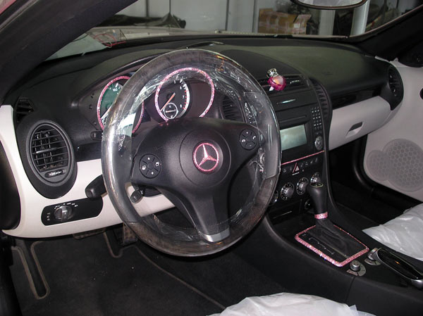 На автомобиль установлено противоугонное оборудование На автомобиль установлено противоугонное оборудование