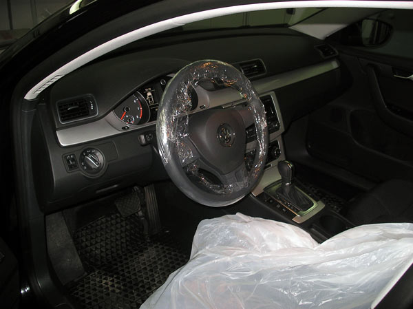 На автомобиль установлен охранный комплекс На автомобиль установлен охранный комплекс