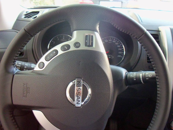 На автомобиль установлен охранный комплекс