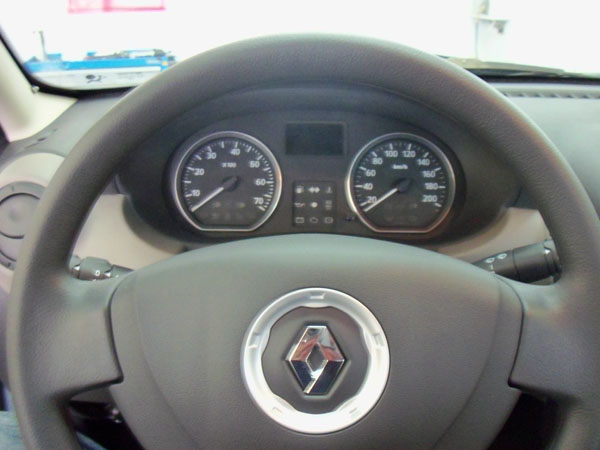 На автомобиль установлена автосигнализация