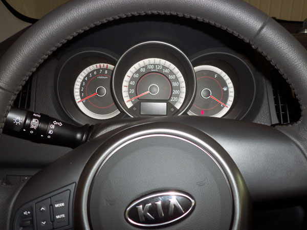 На автомобиль установлен охранный комплекс На автомобиль установлен охранный комплекс