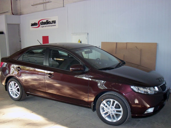 На автомобиль установлен охранный комплекс На автомобиль установлен охранный комплекс