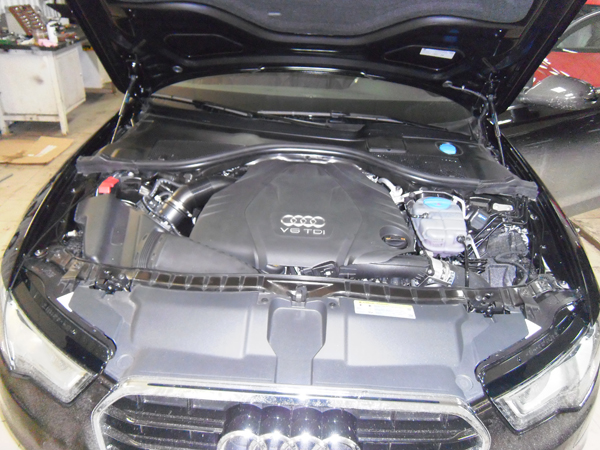 На автомобиль установлен охранный комплекс